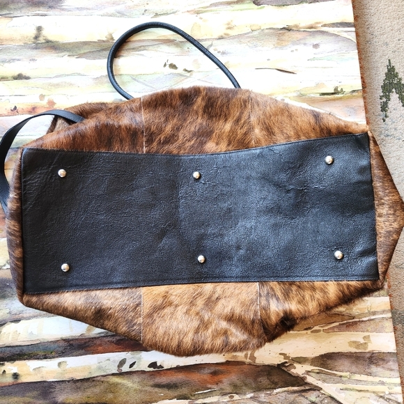 BIG BAD Cowhide Weekender BS TRADING Old West Brown Cow Fur Texas Satchel NEW - Picture 12 of 16